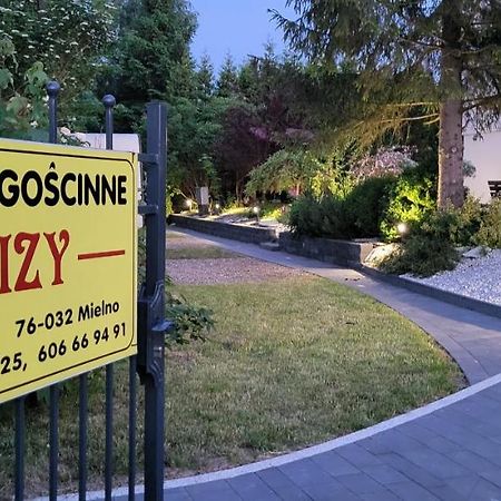 "U Izy" Pokoje Goscinne I Przyczepy Campingowe Mielno  Exteriér fotografie