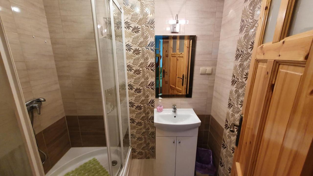 "U Izy" Pokoje Goscinne I Przyczepy Campingowe Mielno  Exteriér fotografie