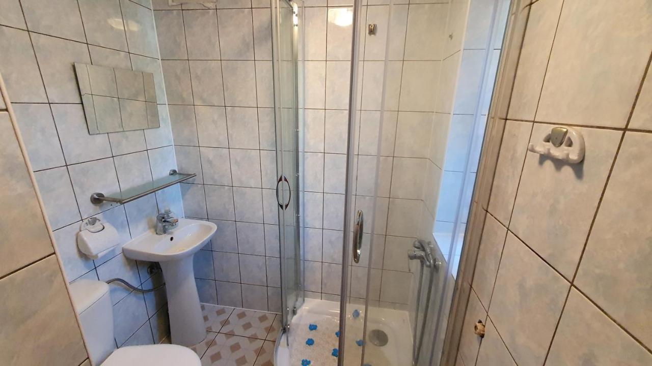 "U Izy" Pokoje Goscinne I Przyczepy Campingowe Mielno  Exteriér fotografie
