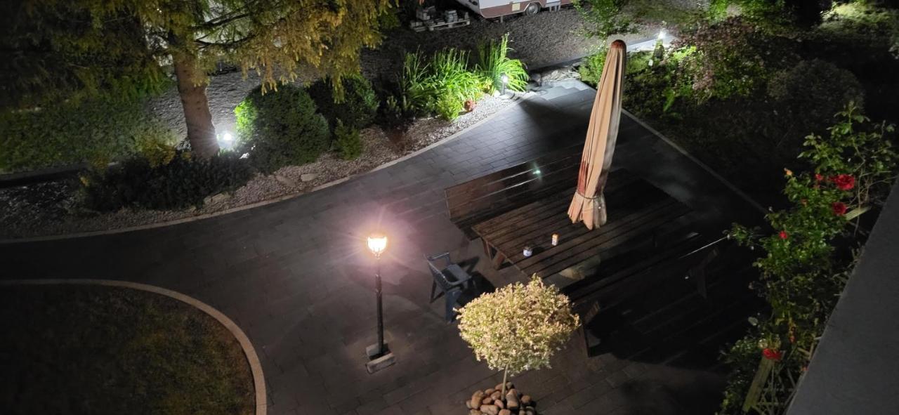 "U Izy" Pokoje Goscinne I Przyczepy Campingowe Mielno  Exteriér fotografie