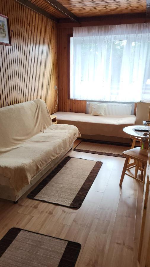 "U Izy" Pokoje Goscinne I Przyczepy Campingowe Mielno  Exteriér fotografie