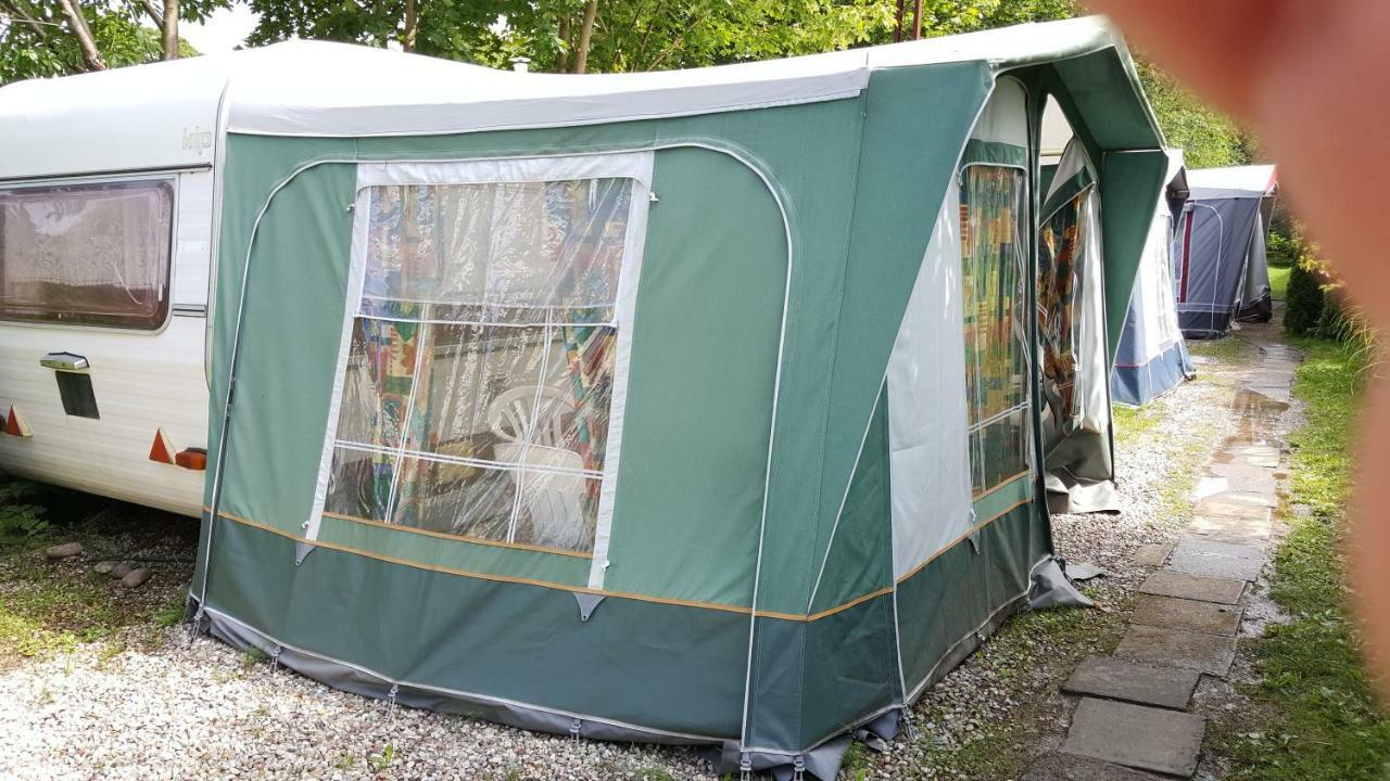 "U Izy" Pokoje Goscinne I Przyczepy Campingowe Mielno  Exteriér fotografie